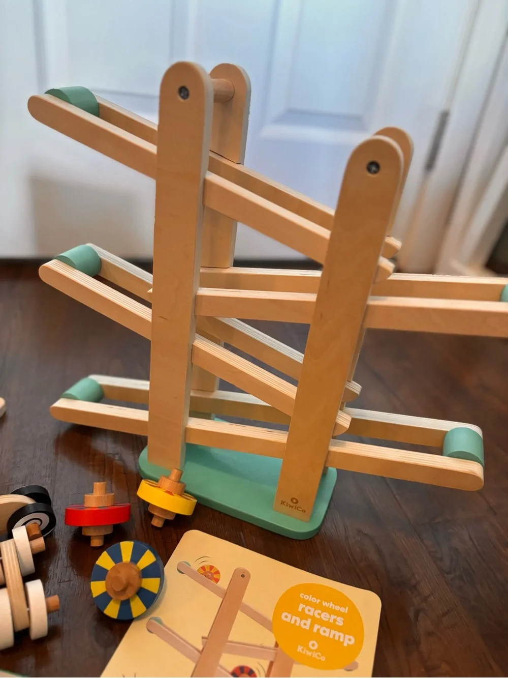 Kiwico let’s look upgraded playkit 19-24 months